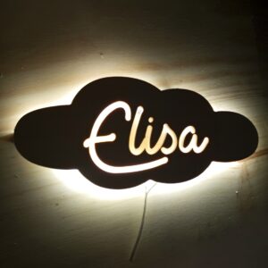Lampara forma de nube en madera con nombre personalizado