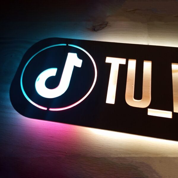 Cartel neon-led nombre usuario TikTok - Imagen 2