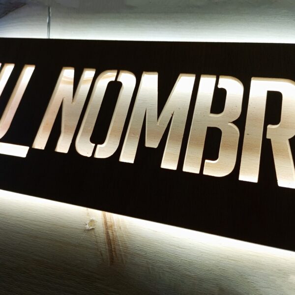 Cartel neon-led nombre usuario TikTok - Imagen 3